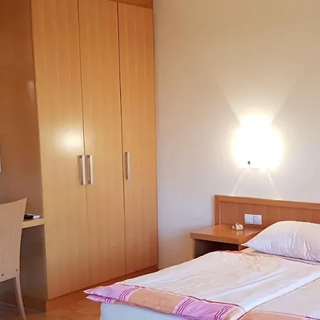 Ad Apartamento