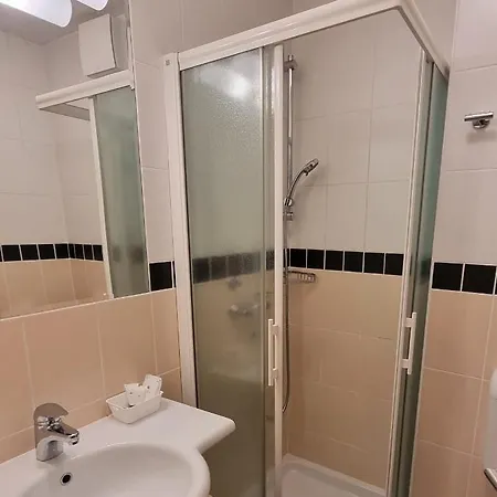 Ad Apartamento *