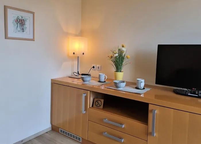 アパート Ad ラデンツィ